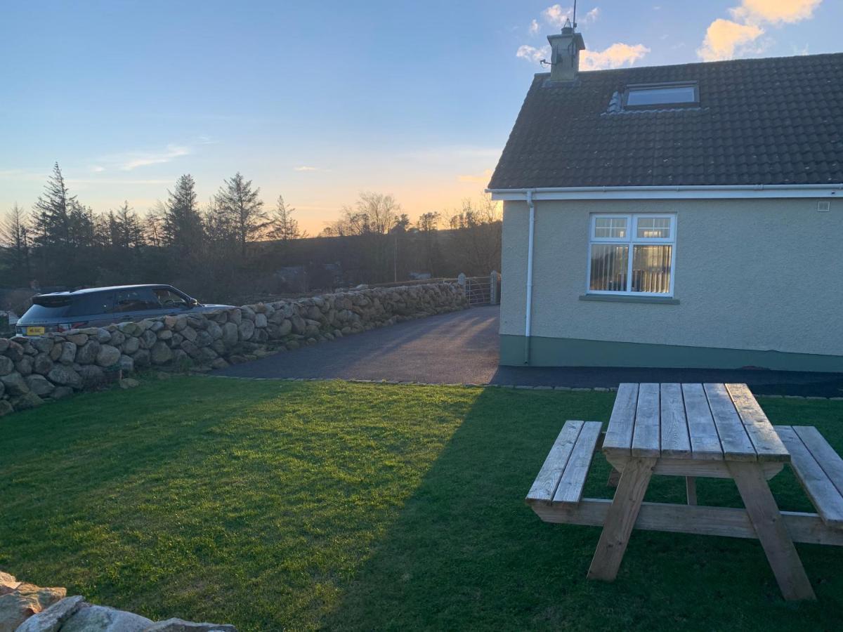 Carrick Lodge Mourne Mountains นิวรี ภายนอก รูปภาพ